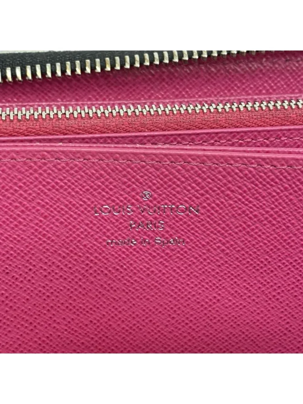 Louis Vuitton Wallet Epi Zippy Noir Hot Pink